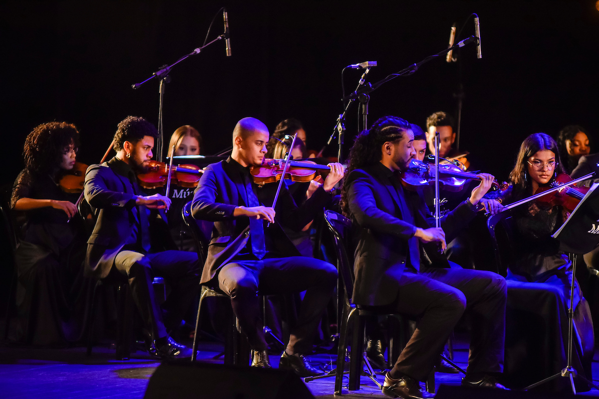 Vale celebra aniversário de Vitória com música e história
