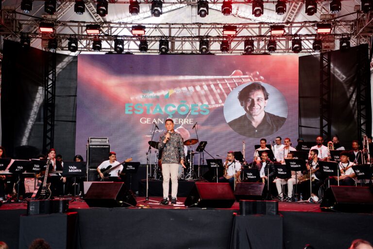 Vale Música Jazz Band com regência do maestro Tiago Veloso. Foto Divulgação.jpg 03