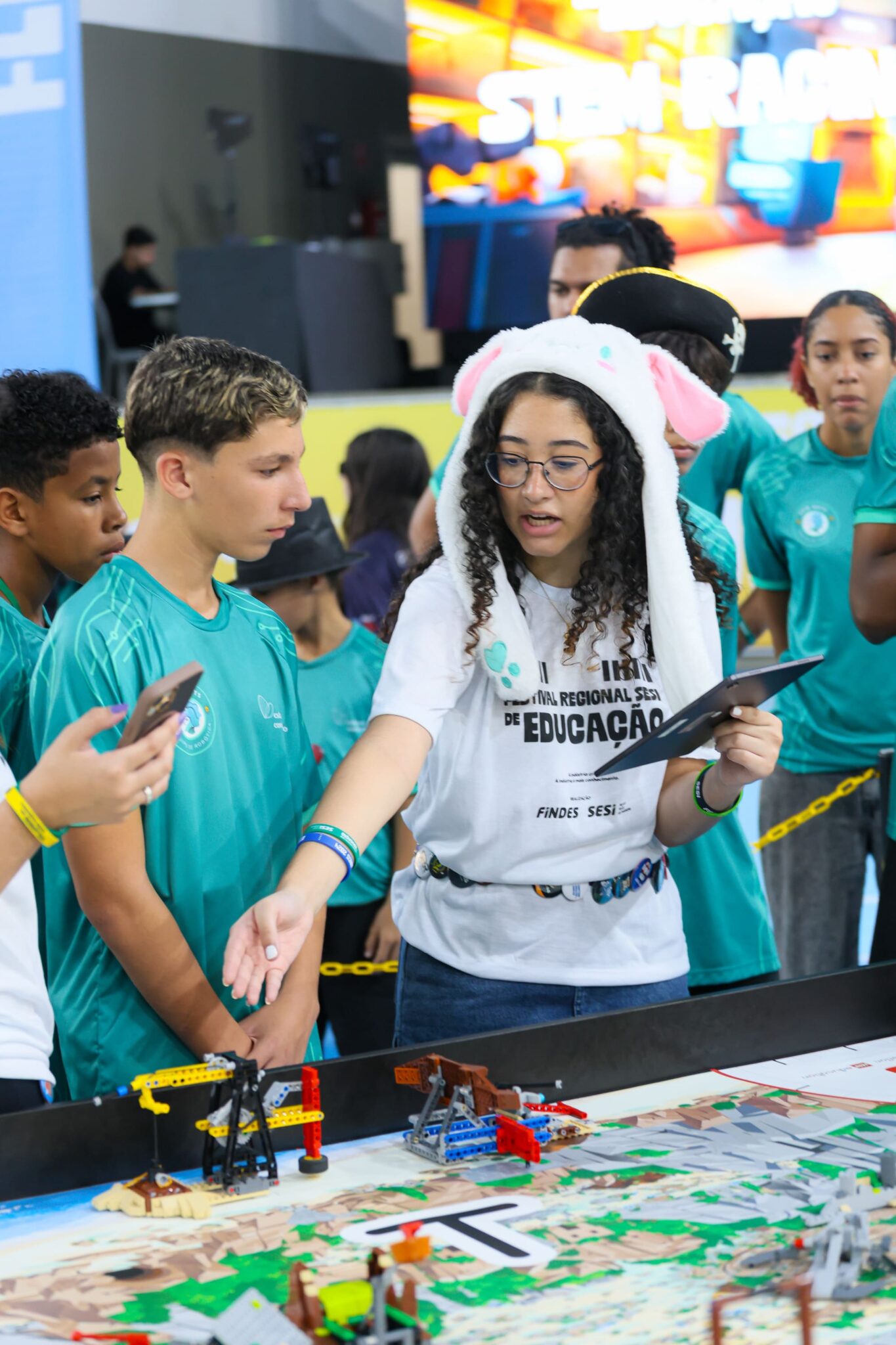 Equipe de robótica estreia com destaque em torneio mundial de ciência e tecnologia
