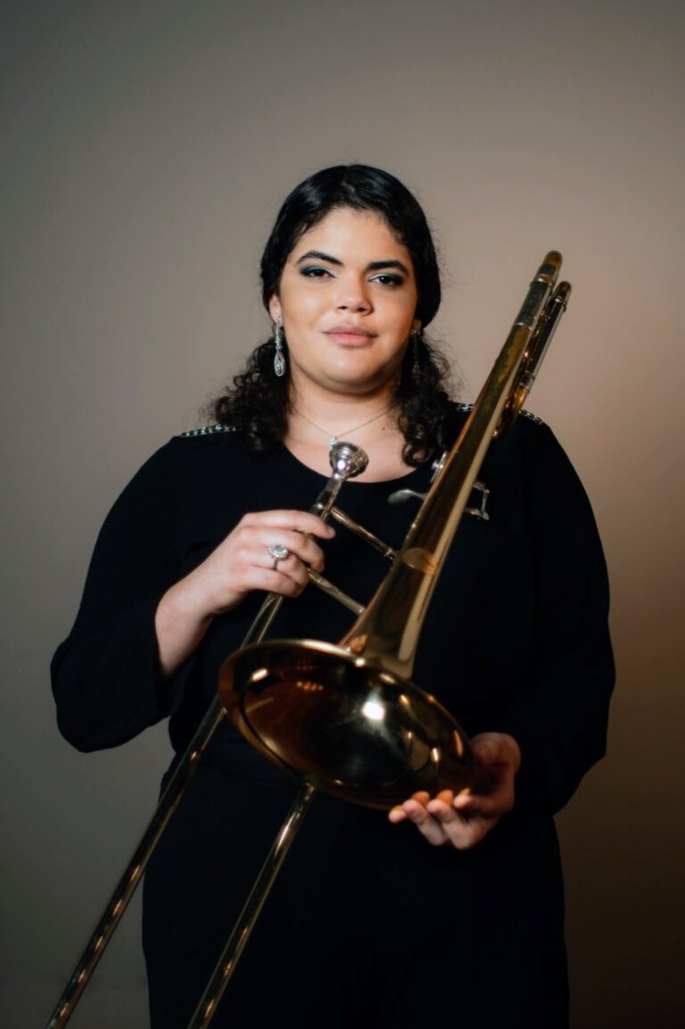 Sabryna Faria, professora de trombone
