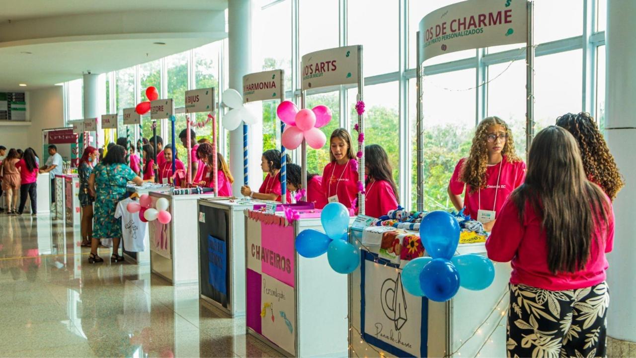 Feira “Conecta EC” apresenta projetos de jovens empreendedores no Shopping Mestre Álvaro